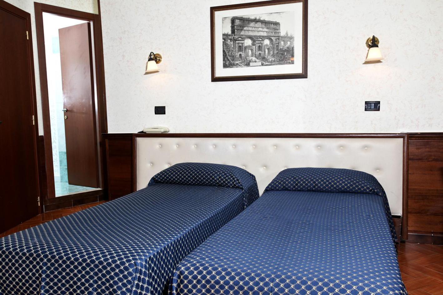 Hotel Nardizzi Americana Rome Ruang foto